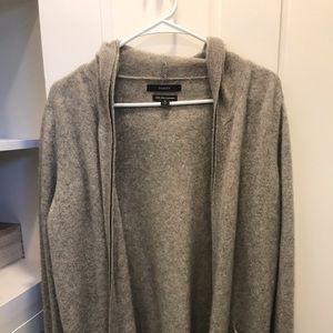 Hooded cashmere sweater